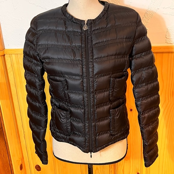 Moncler Lissy Collarless Down Zip-Up Jacket Sz-2 - Picture 2 of 16